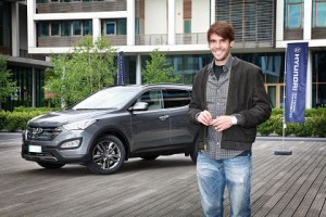 Ricardo Kaka - Hyundai Santa FE