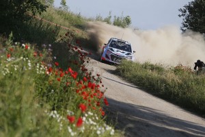 Hayden Paddon si John Kennard (#20 Hyundai i20 WRC)