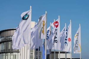 BMW Group Plant Wackersdorf - outdoor shot 
