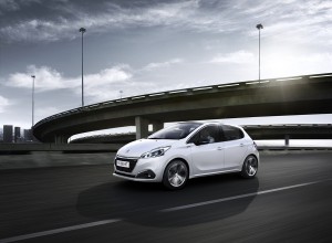 PEUGEOT_208GTLine_1502PC001