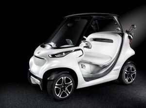 Mercedes-Benz Style Edition Garia Golf Car (1)