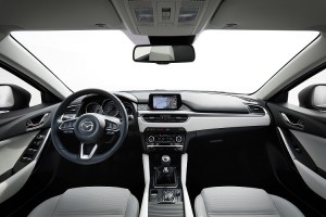2017-Mazda6_Interior_10