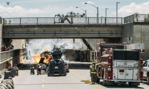 P90240808_lowRes_filming-a-stunt-for-