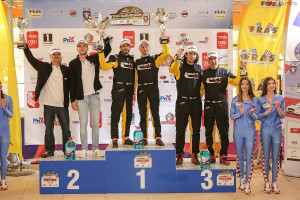Podium Cupa Suzuki